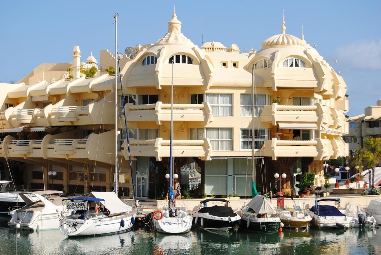베날마데나코스타 Del Parque Flats - Puerto Marina 아파트 외부 사진